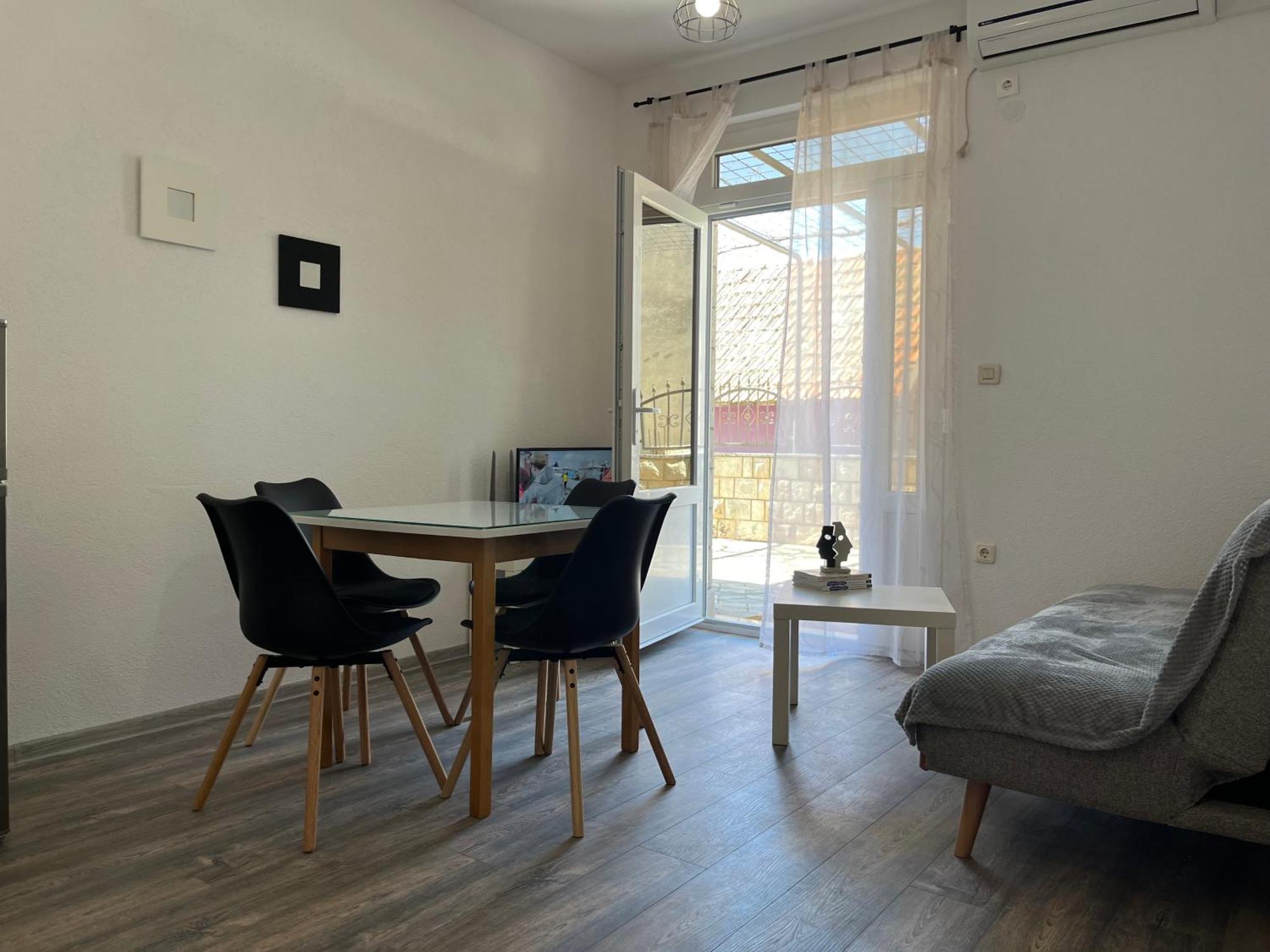 Apartment Makarska M&I, Free Private Parking エクステリア 写真