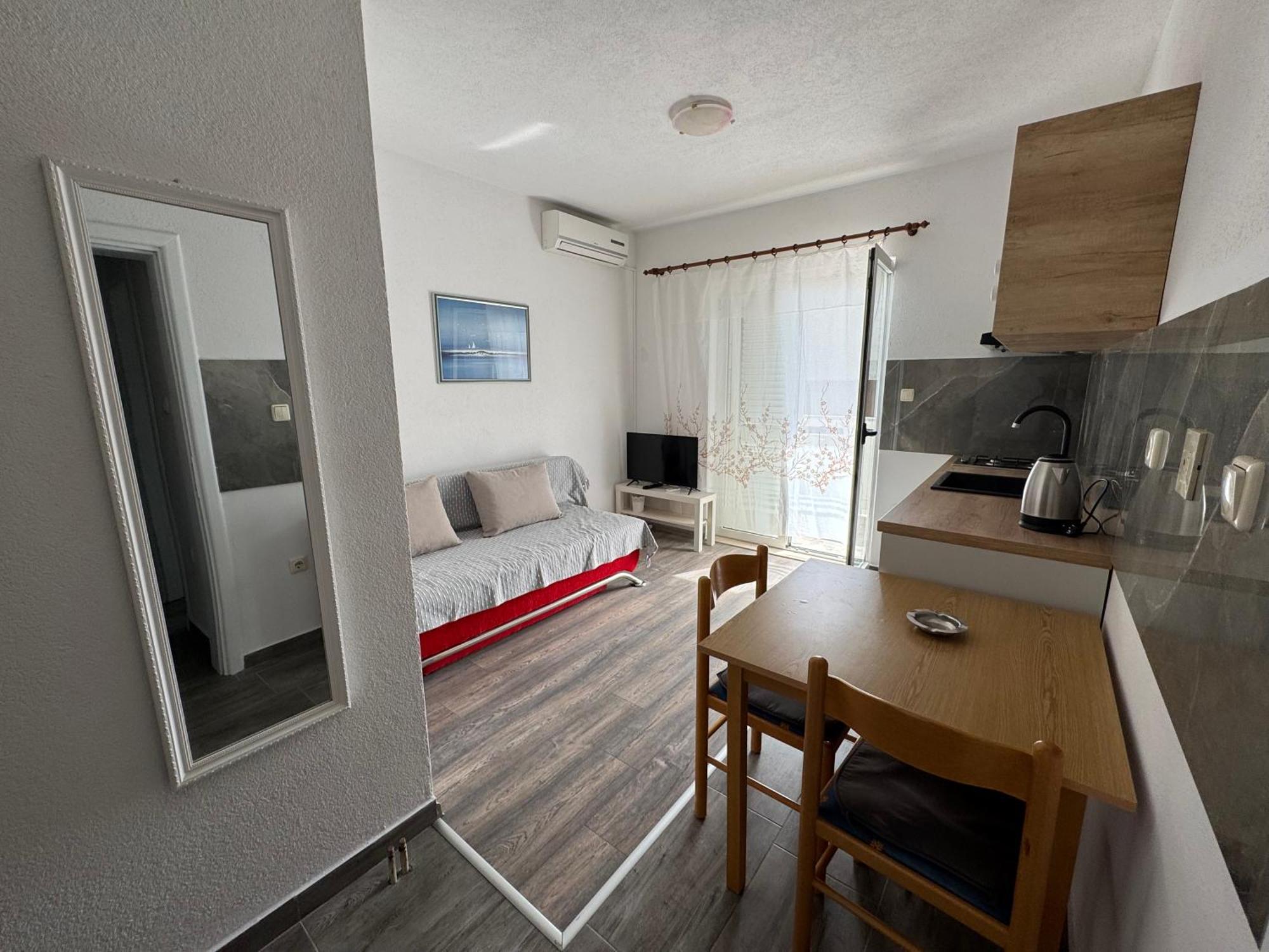 Apartment Makarska M&I, Free Private Parking エクステリア 写真