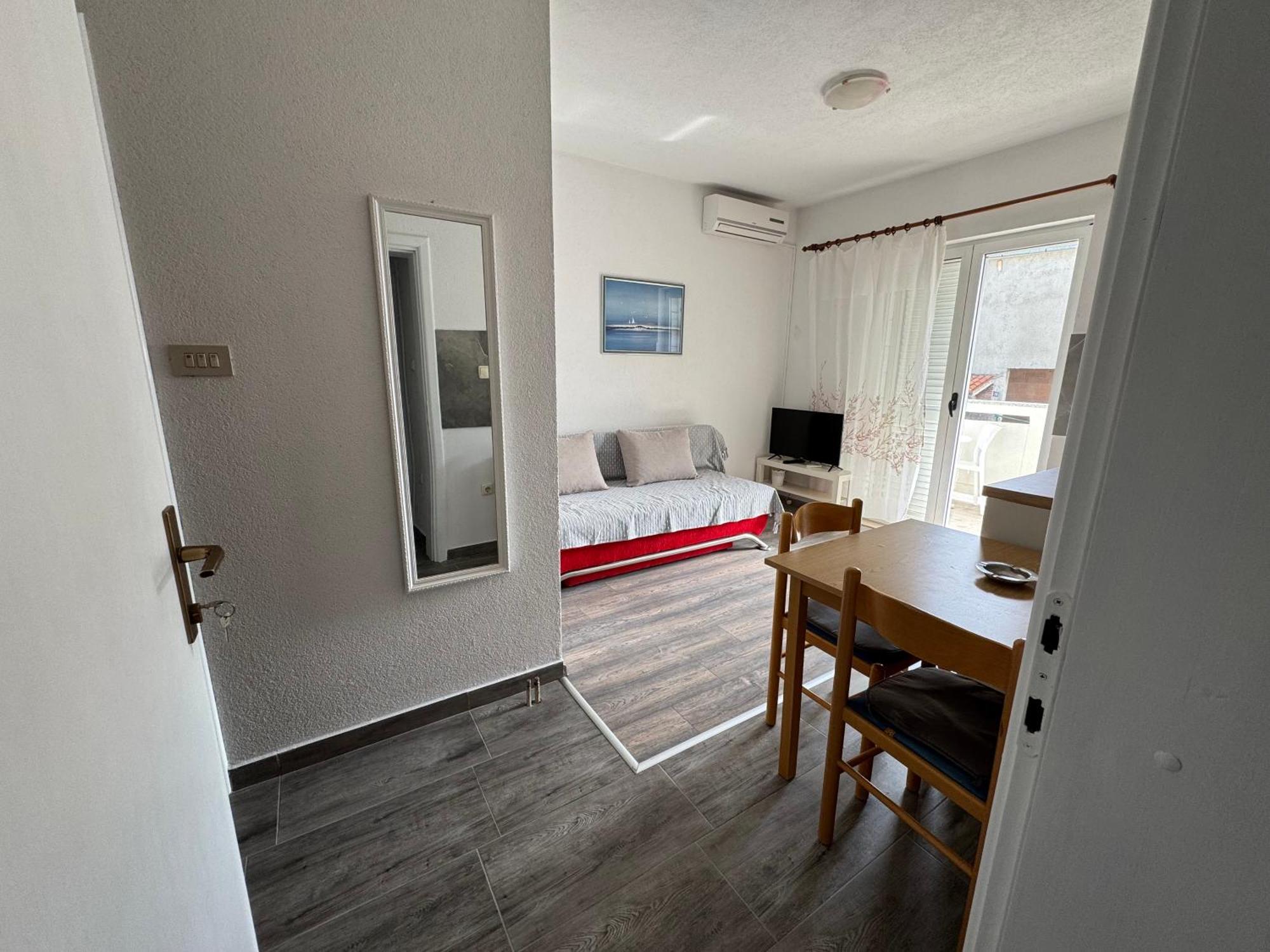 Apartment Makarska M&I, Free Private Parking エクステリア 写真