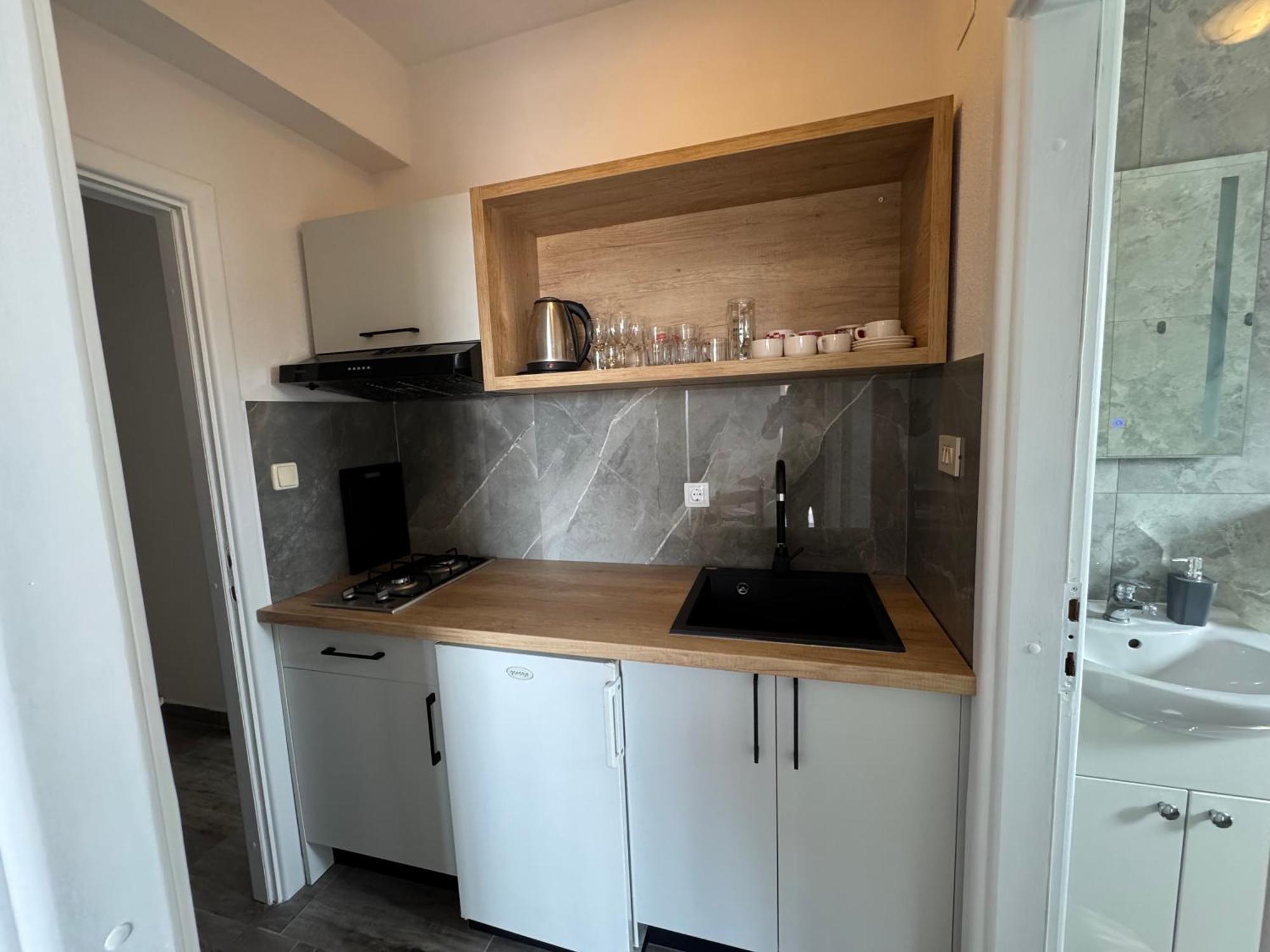 Apartment Makarska M&I, Free Private Parking エクステリア 写真