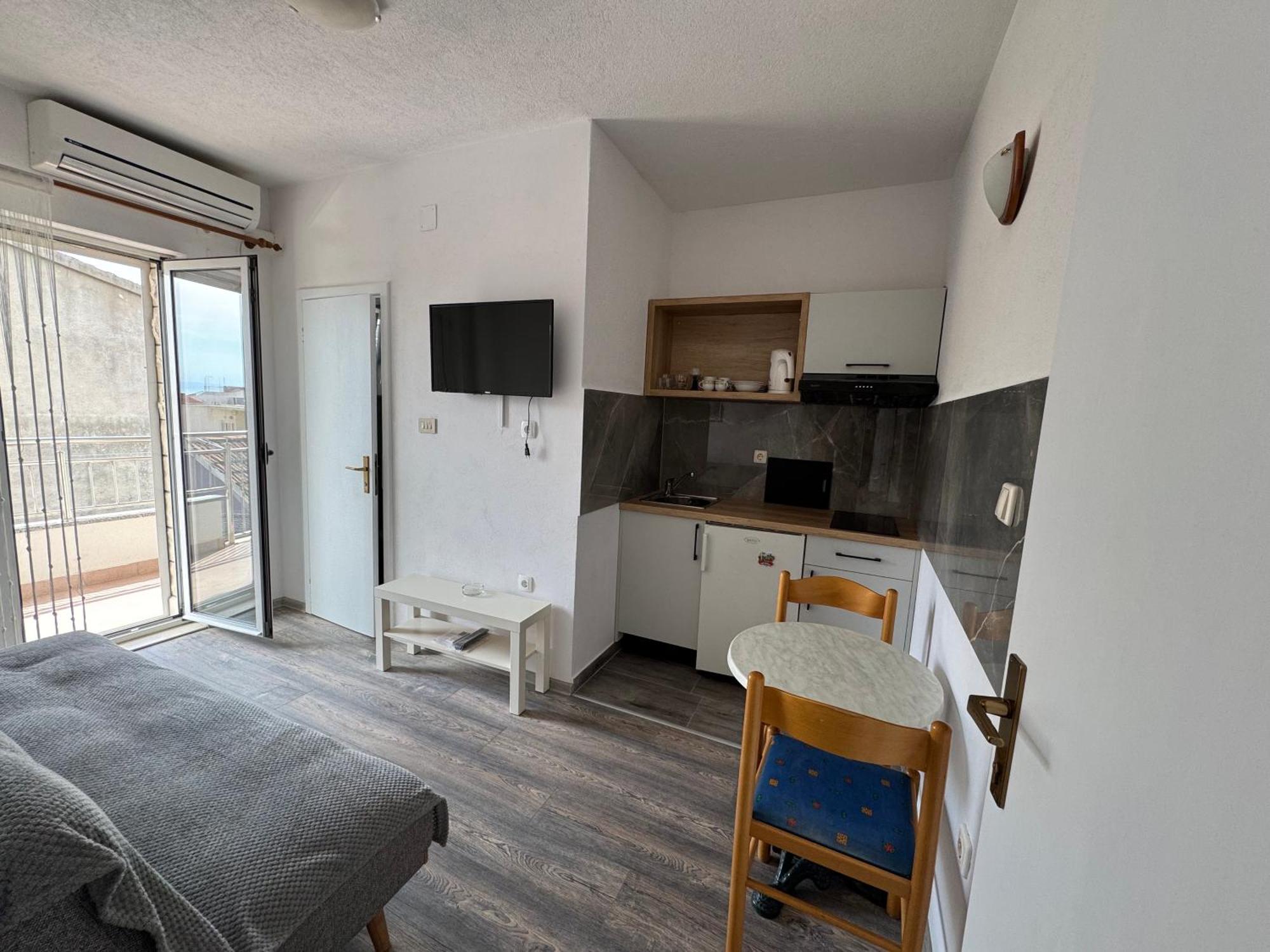 Apartment Makarska M&I, Free Private Parking エクステリア 写真